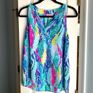 Lilly Pulitzer size medium sleeveless summer top